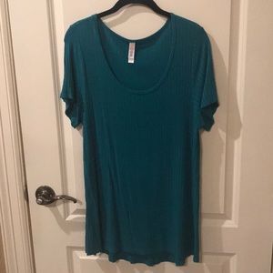 Lularoe Classic Tee